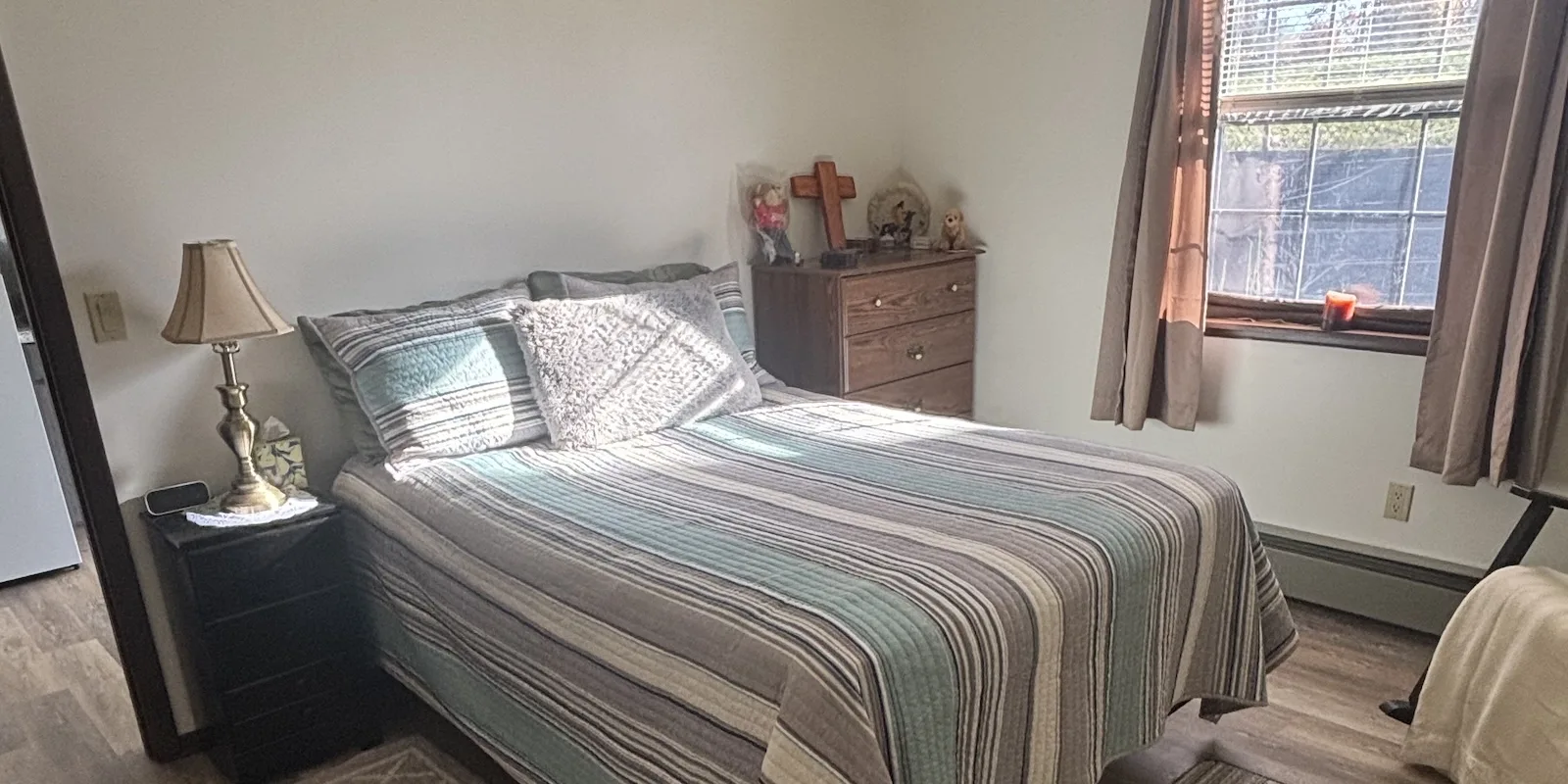 Amherst Meadow Apartments bedrooms with wonderful natural light